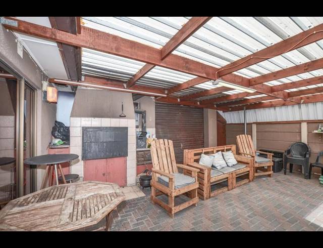 3 BEDROOM HOUSE FOR SALE IN GLENLILY